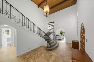 112 N Highland Ave, Los Angeles, CA 90036 - Photo 6