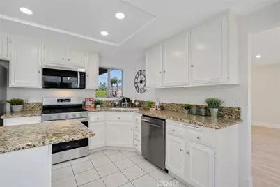 8496 East Meadowridge Street, Anaheim Hills, CA 92808 - Photo 18