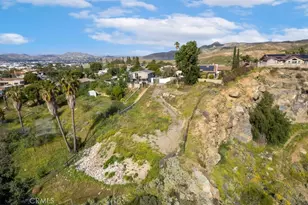 7233 Bel Air St, Corona, CA 92881 - Photo 26
