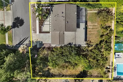 2009 W Las Lanas Lane, Fullerton, CA 92833 - Photo 2