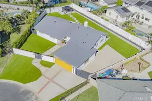 17965 Wellington, Tustin, CA 92780 - Photo 2