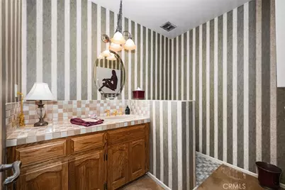 10253 Hopeland, Downey, CA 90241 - Photo 28