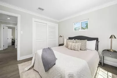 223 West Simmons Avenue, Anaheim, CA 92802 - Photo 20