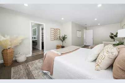 223 West Simmons Avenue, Anaheim, CA 92802 - Photo 34