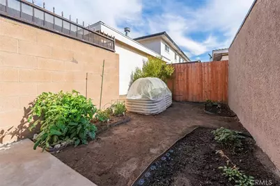 3667 W 110th, Inglewood, CA 90303 - Photo 36