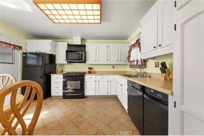 3002 Vamana Street, Pomona, CA 91767 - Photo 10