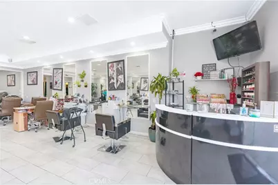 528 E First St #A, Tustin, CA 92780 - Photo 4