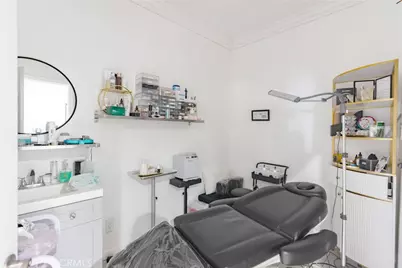 528 E First St #A, Tustin, CA 92780 - Photo 24