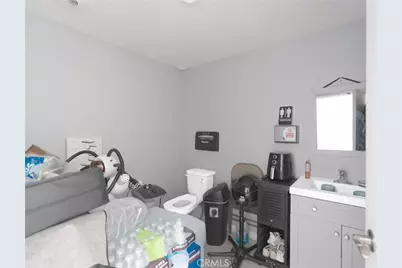 528 E First St #A, Tustin, CA 92780 - Photo 14