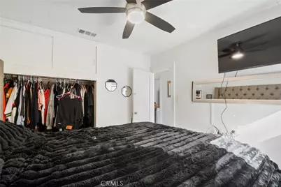 9424 Los Angeles, Bellflower, CA 90706 - Photo 12