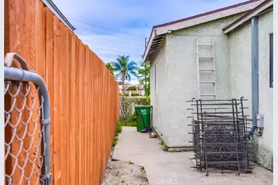 115 N Magnolia Court, Compton, CA 90220 - Photo 38