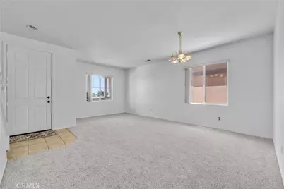 906 Sparrow, Perris, CA 92571 - Photo 4