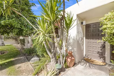 255 E Avenida Granada #211, Palm Springs, CA 92264 - Photo 4