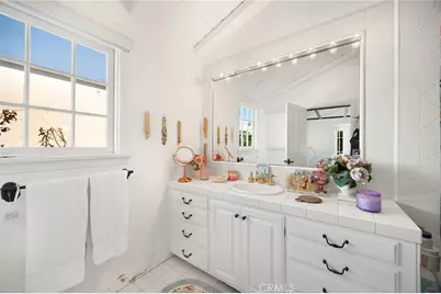 3301 Tilden Avenue, Los Angeles, CA 90034 - Photo 26