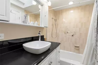 1710 Ladell, Santa Ana, CA 92701 - Photo 8