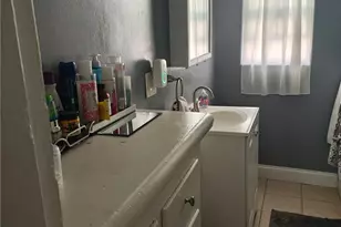 8469 Cypress, South Gate, CA 90280 - Photo 18