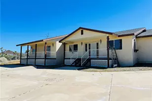 9425 Mountain Rd, Pinon Hills, CA 92372 - Photo 2