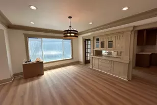 4239 S Raymond Ave, Los Angeles, CA 90037 - Photo 6