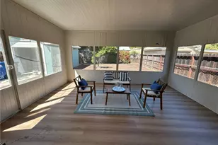 4239 S Raymond Ave, Los Angeles, CA 90037 - Photo 46