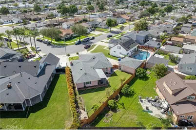 8223 Cyclamen, Buena Park, CA 90620 - Photo 48