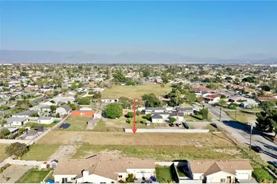 17562 Court Street, Fontana, CA 92336 - Photo 8