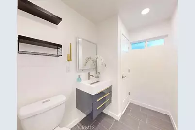 17541 Santa Cristobal, Fountain Valley, CA 92708 - Photo 32