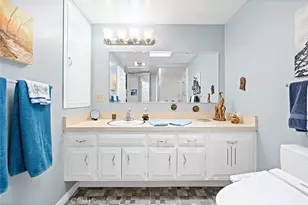 13101 Oak Hills, Seal Beach, CA 90740 - Photo 16