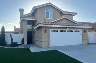 7838 Lavender Ct, Highland, CA 92346 - Photo 2