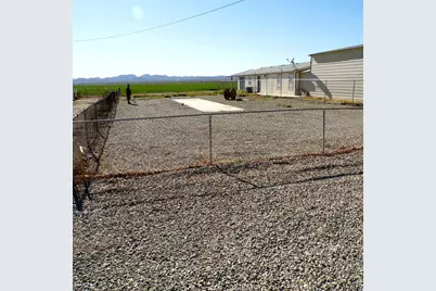 139 Clark, Palo Verde, CA 92266 - Photo 4