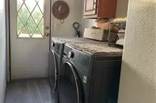 9080 Bloomfield, Cypress, CA 90630 - Photo 16