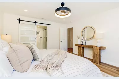 2433 Littleton, Costa Mesa, CA 92626 - Photo 38