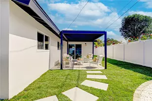 2433 Littleton, Costa Mesa, CA 92626 - Photo 50