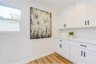 2433 Littleton, Costa Mesa, CA 92626 - Photo 32