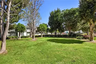 21114 Gypsy Moth Ln, Huntington Beach, CA 92646 - Photo 26