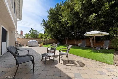 9871 Sunny Circle, Cypress, CA 90630 - Photo 32