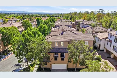 143 Lockford, Irvine, CA 92602 - Photo 32