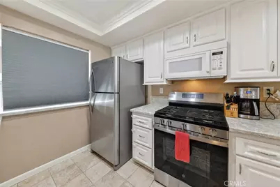 304 Molokai, Placentia, CA 92870 - Photo 6