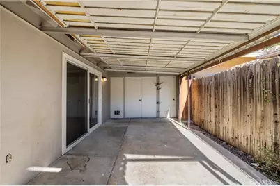 26824 Circle Of The Oaks, Newhall, CA 91321 - Photo 30