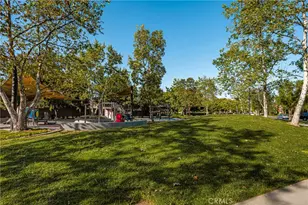 112 Mangrove Banks, Irvine, CA 92620 - Photo 40