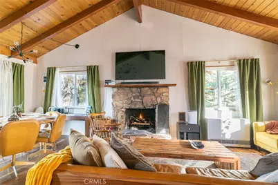 860 Villa Grove Ave, Big Bear City, CA 92314 - Photo 4