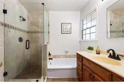 2334 Iroquois Avenue, Long Beach, CA 90815 - Photo 24