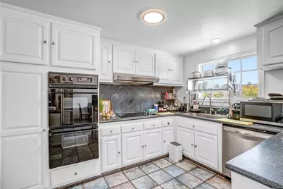 11584 Rosemary Avenue, Fountain Valley, CA 92708 - Photo 20
