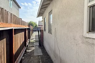 4161 Dorsey, Los Angeles, CA 90011 - Photo 28