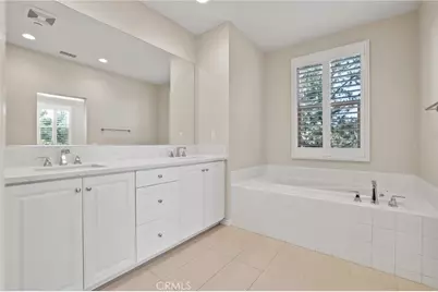 83 Henson, Irvine, CA 92620 - Photo 16