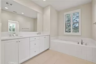 83 Henson, Irvine, CA 92620 - Photo 16