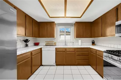 570 W 14th #4, San Pedro, CA 90731 - Photo 10
