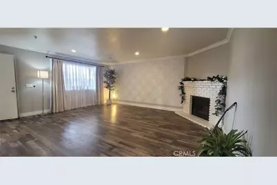 7735 Newman Avenue #104, Huntington Beach, CA 92647 - Photo 4