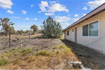 56620 Hidden Gold Drive, Yucca Valley, CA 92284 - Photo 14