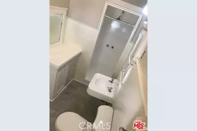 1025 Locust Avenue, Long Beach, CA 90813 - Photo 44