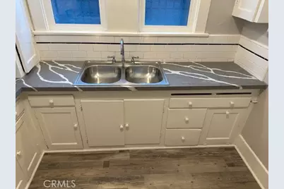 1025 Locust Avenue, Long Beach, CA 90813 - Photo 16